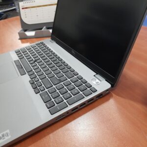 لپ تاپ استوک دل نسل 10 اروپایی Dell Precision 3550