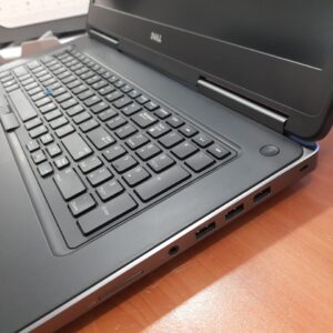 لپ تاپ استوک اروپایی گیمینگ رندرینگ دل پرسیژن Dell Precision 7710